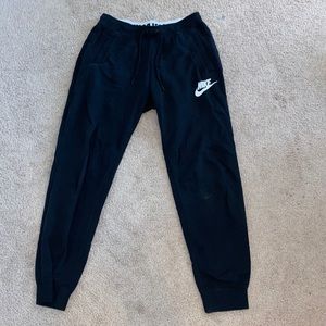 black nike sweatpants
